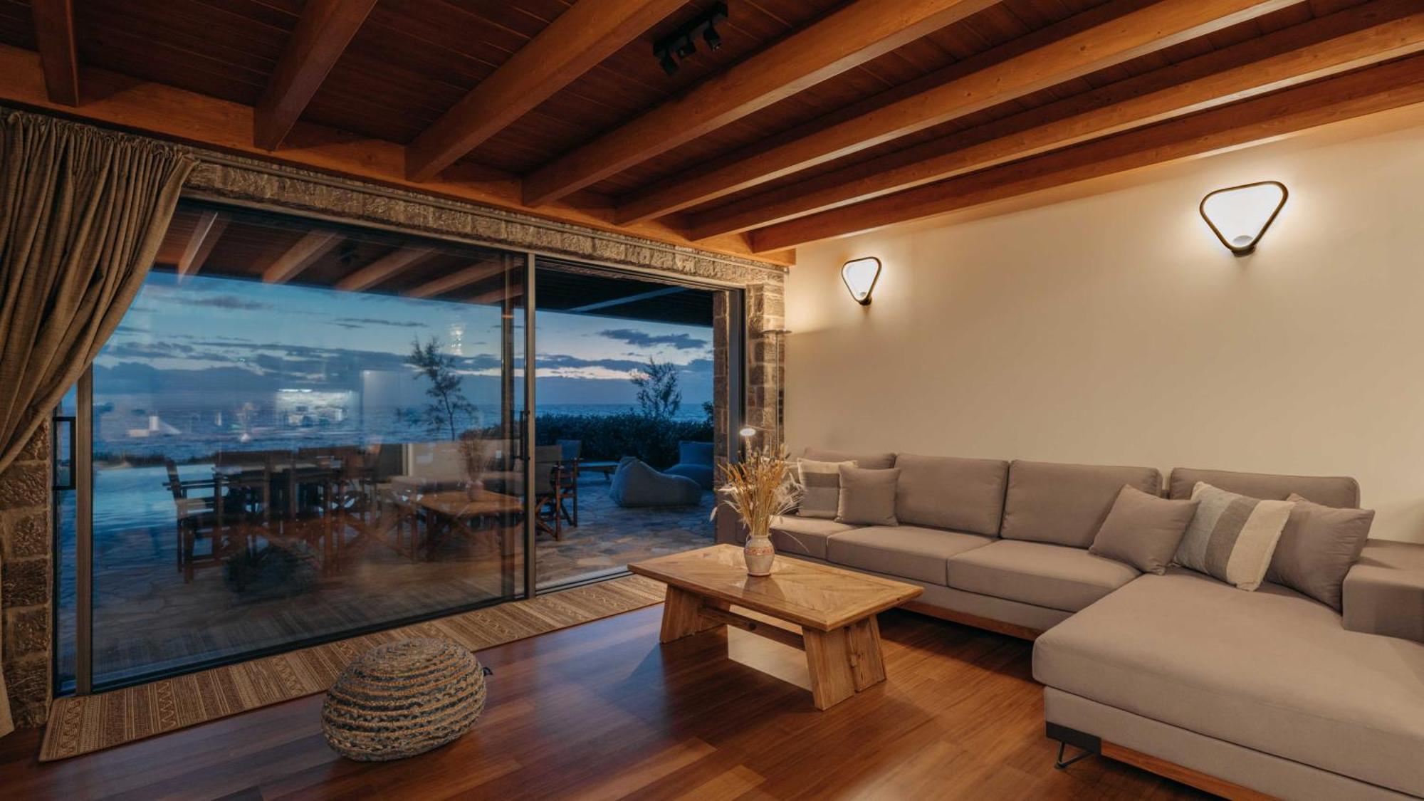 Real Life Homes Luxurious Seafront Villas Each With Their Own Private Pools Korakochori ภายนอก รูปภาพ