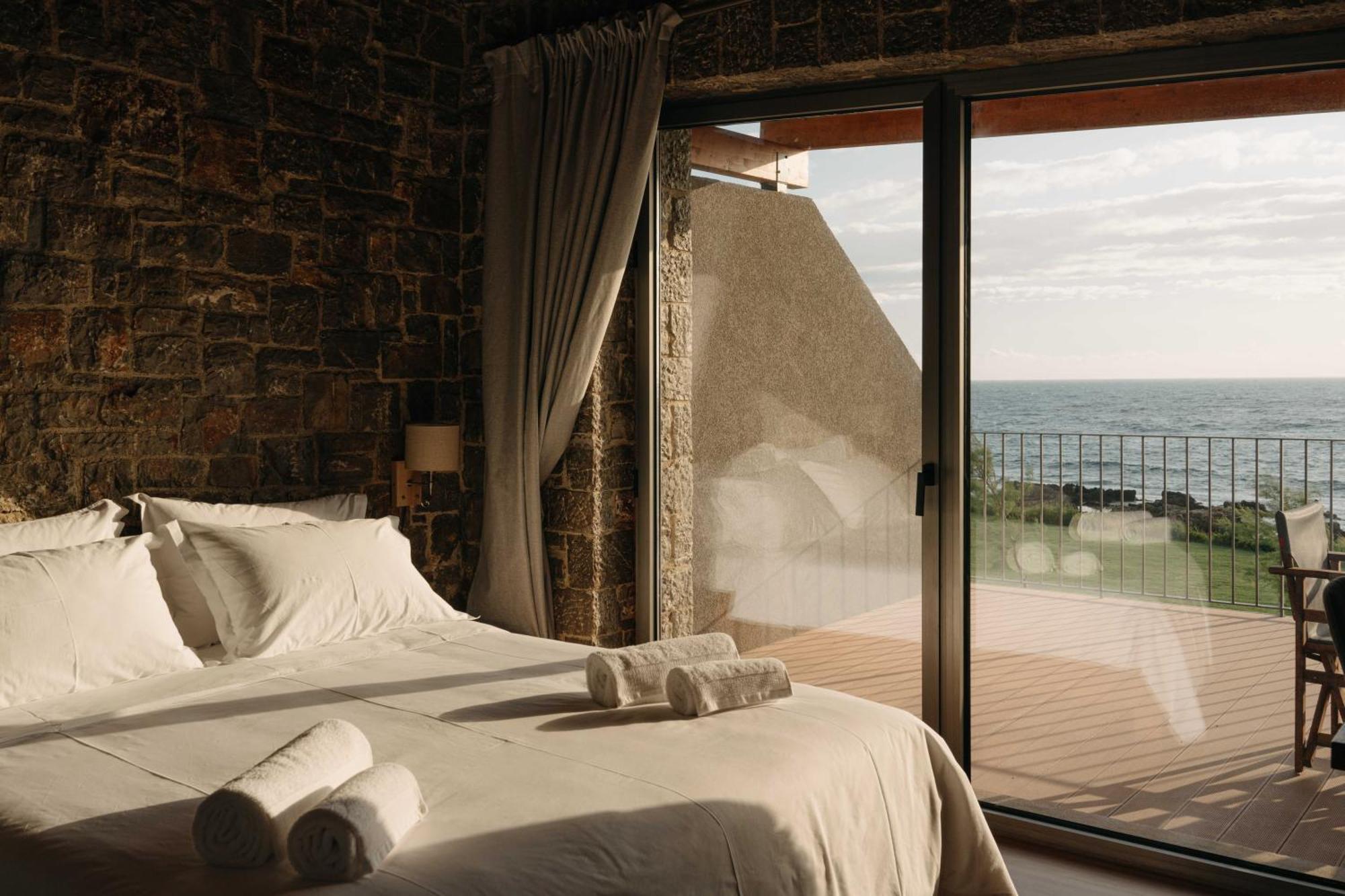 Real Life Homes Luxurious Seafront Villas Each With Their Own Private Pools Korakochori ภายนอก รูปภาพ